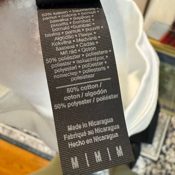 University Of Pennsylvania Crewneck Sweatshirt, White, Adult Sz Medium - Picture 5 of 6